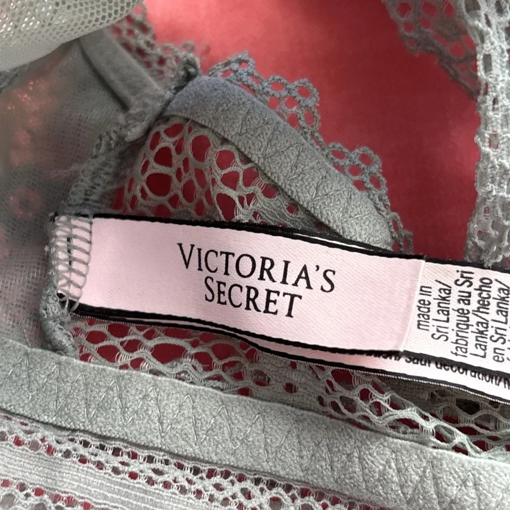 Victoria's Secret Bralette Size XS Light‎ Green Floral Lace Racerback Under Wire